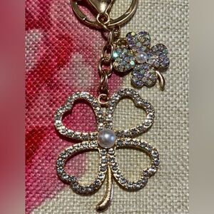 4 Leaf Clovers Bag Charm Clear & AB Rhinestones & Pearls Keychain Gold Tone NIP